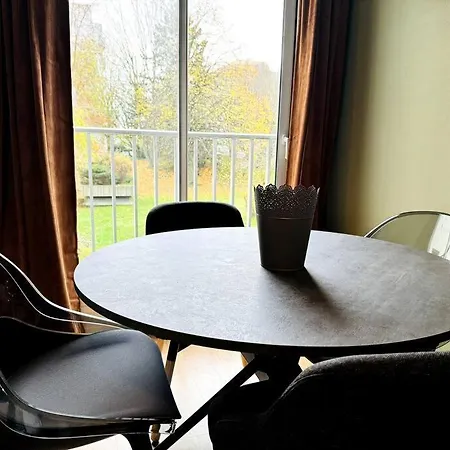 Bel Renove Dans Une Calme