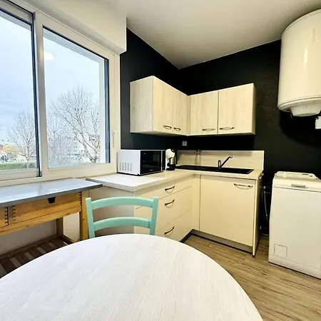 Bel Renove Dans Une Calme Apartament Caen