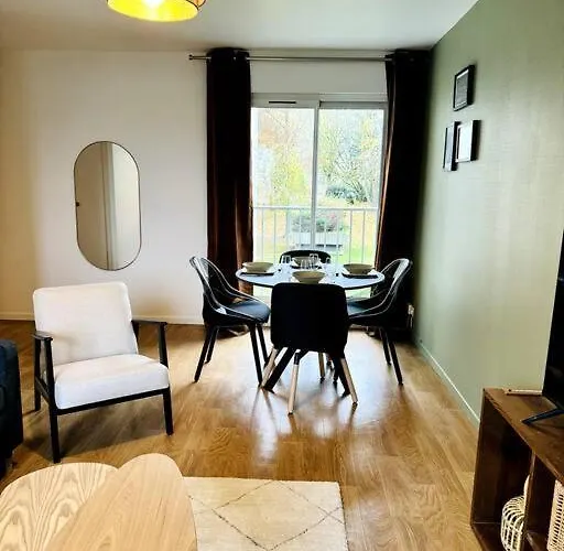 Bel Renove Dans Une Calme *